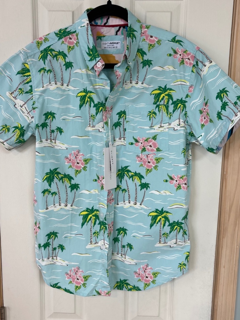 Eighth Avenue Button Down Shirt S, slim fit Light Blue Hawaiian Tropical NWT